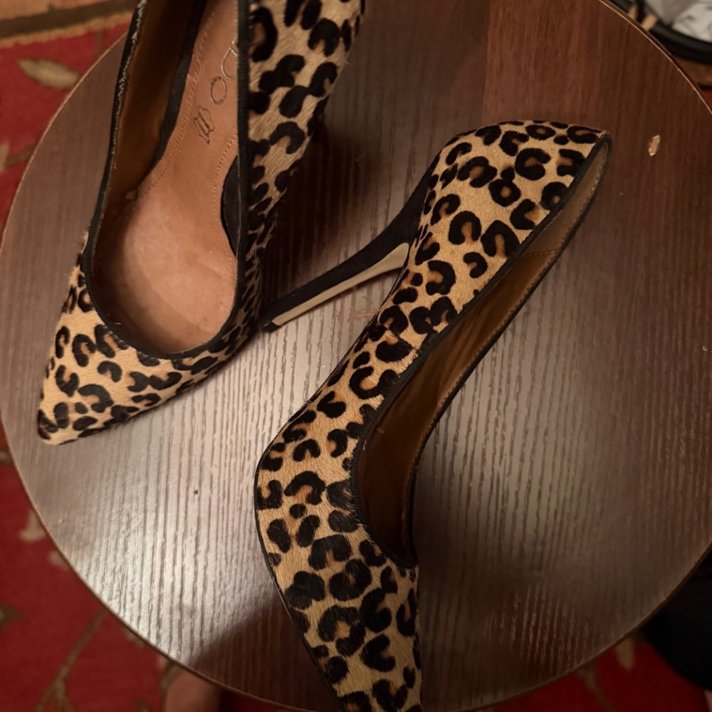 Shoes - Picture 3 of 5